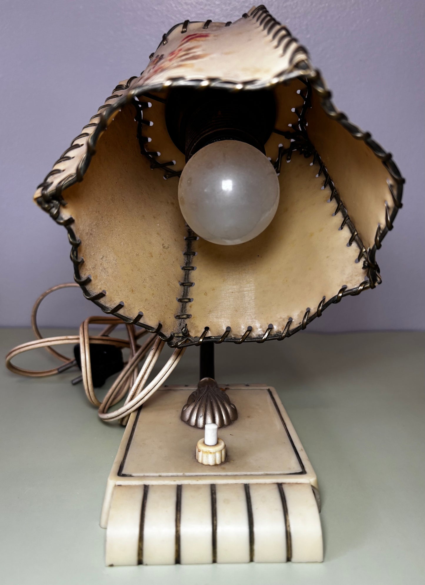 Lampe de chevet en bakélite