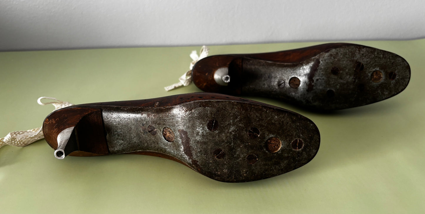 Paire d'Embauchoirs