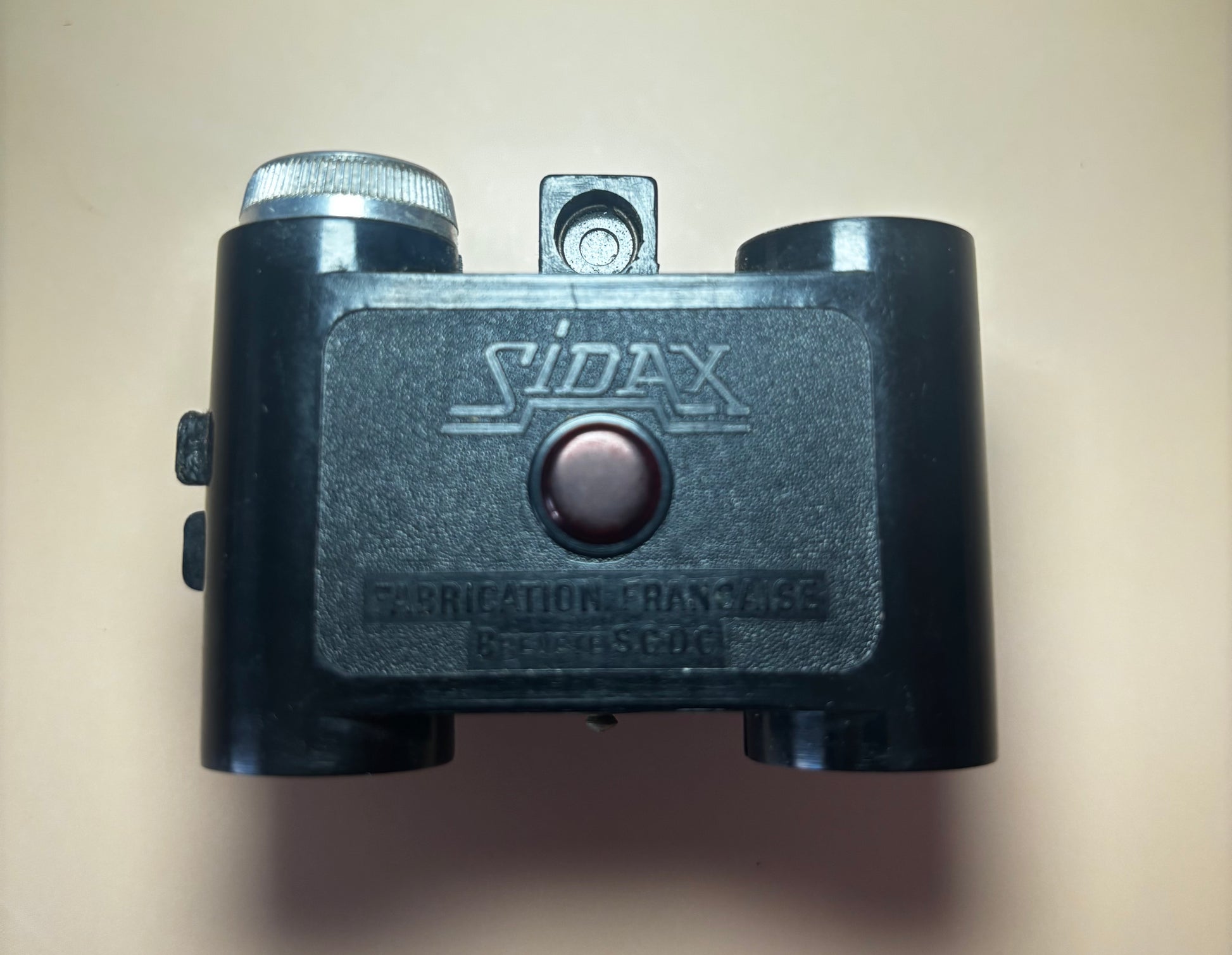 Appareil photo Sidax avec étui en cuir Belles Trouvailles