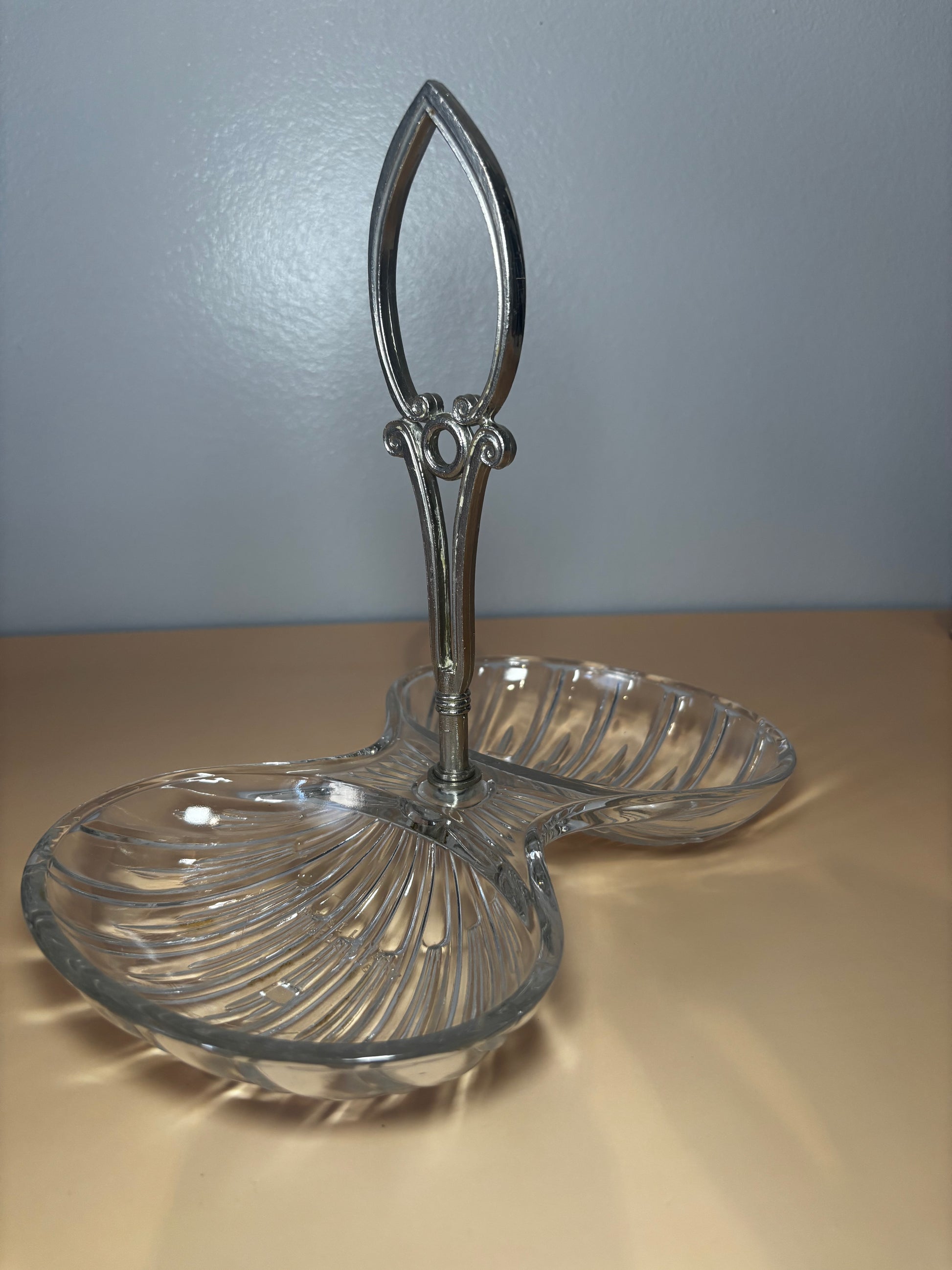 Serviteur en verre Belles Trouvailles