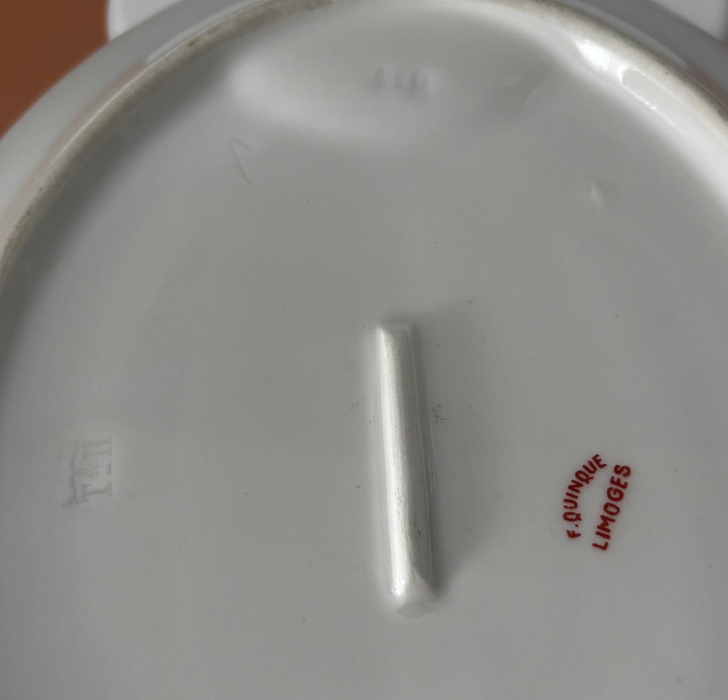 Service de 8 assiettes et 1 plat / Limoges Quinque France