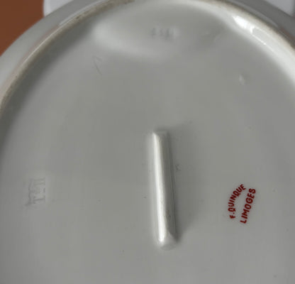 Service de 8 assiettes et 1 plat / Limoges Quinque France