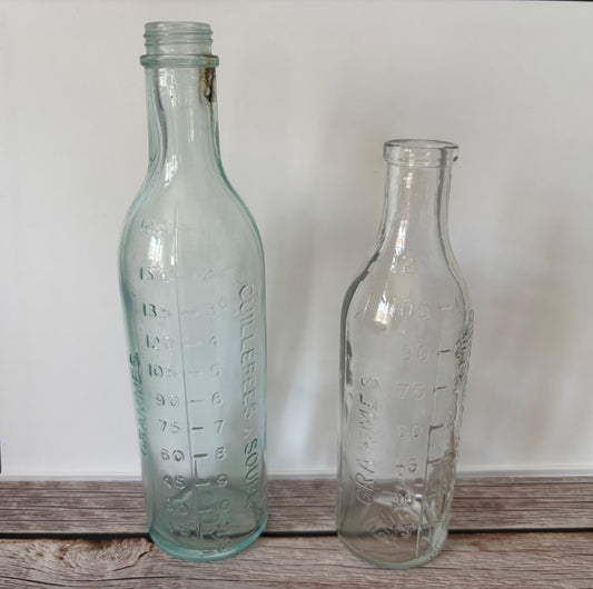 Lot de 2 flacons à médicament