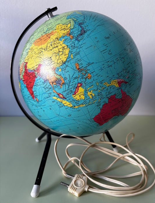 Globe terrestre années 60