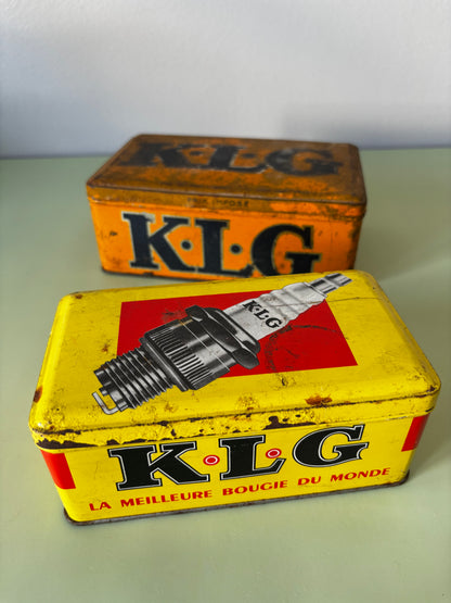 Lot Boîtes en métal K.L.G.
