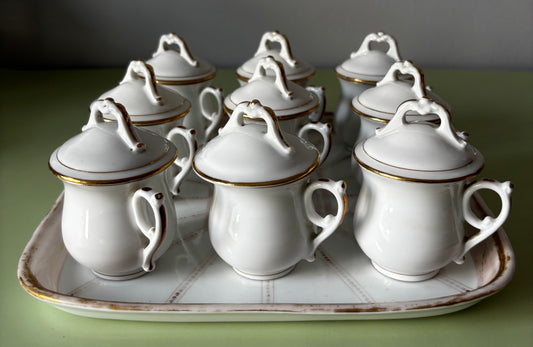 Service de pots à crème