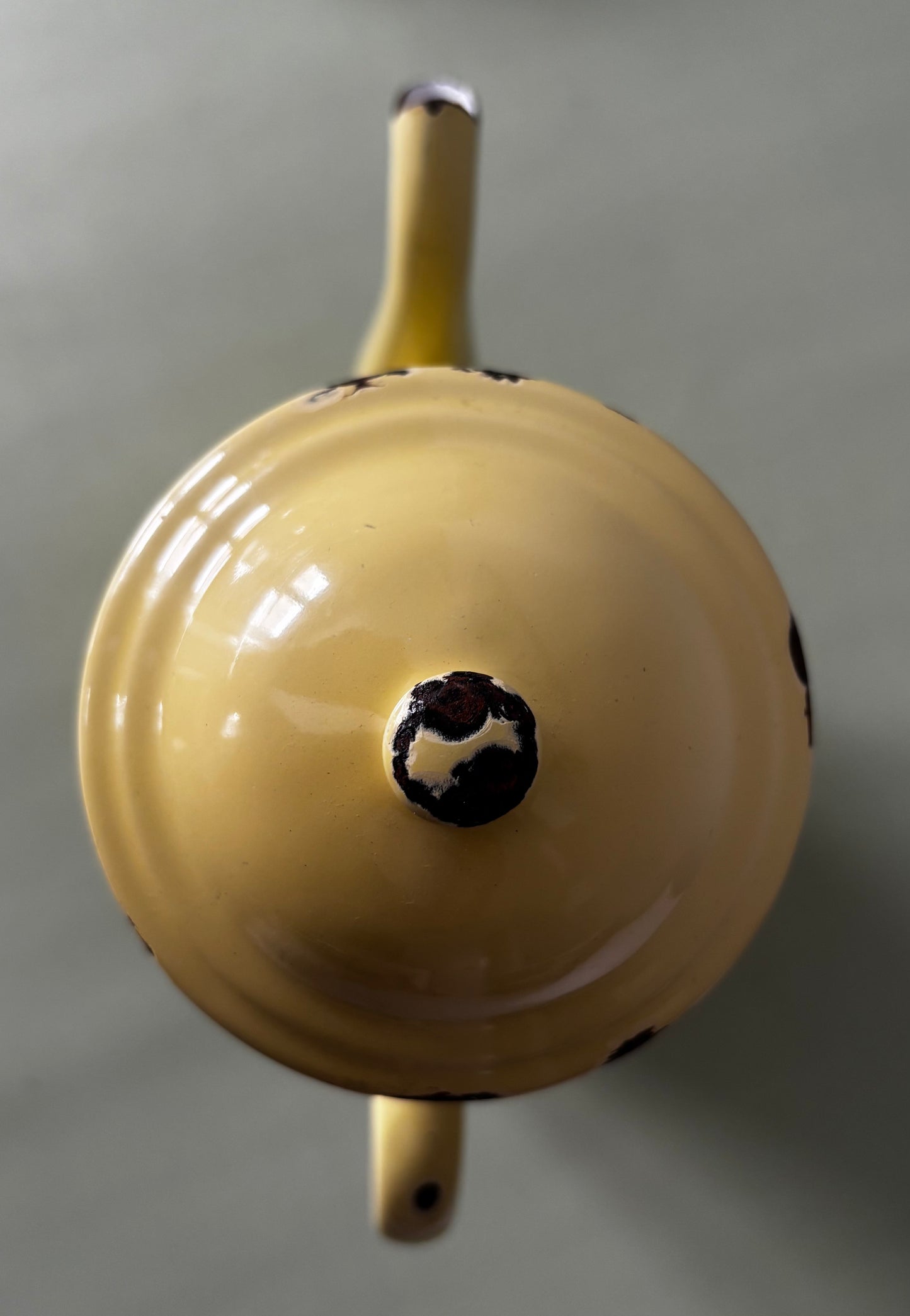Cafetière émaillée