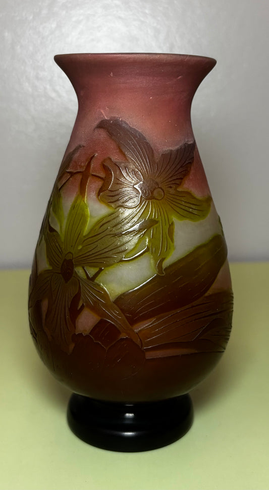 Vase Art Nouveau signé Gallé