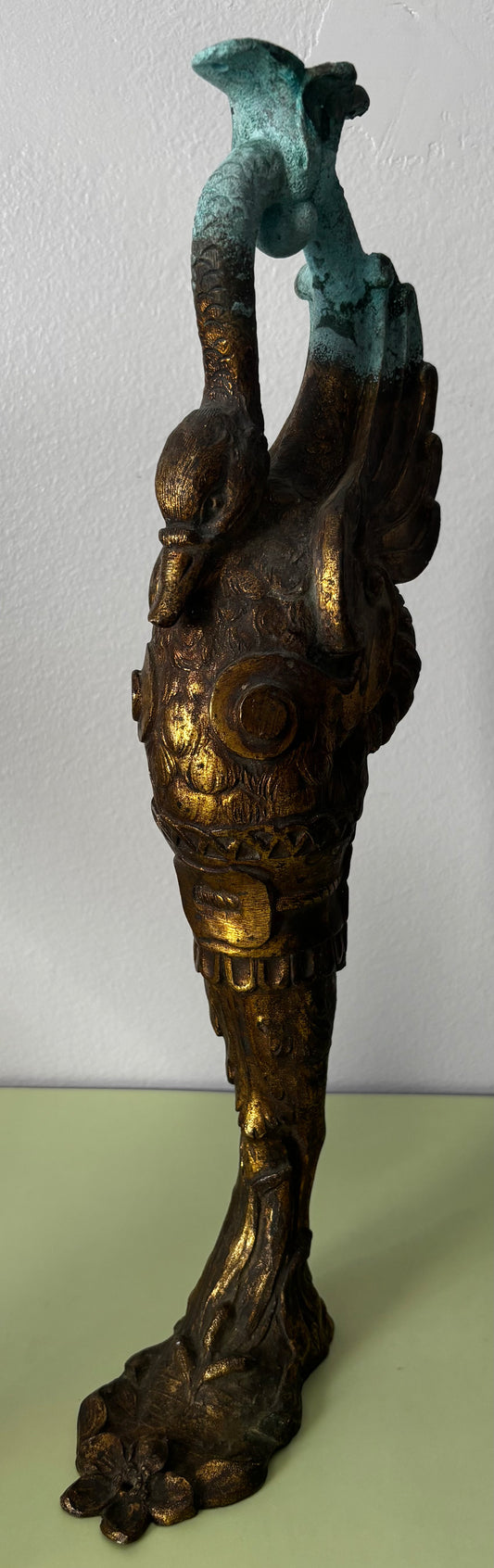 Ancien pied de meuble en bronze