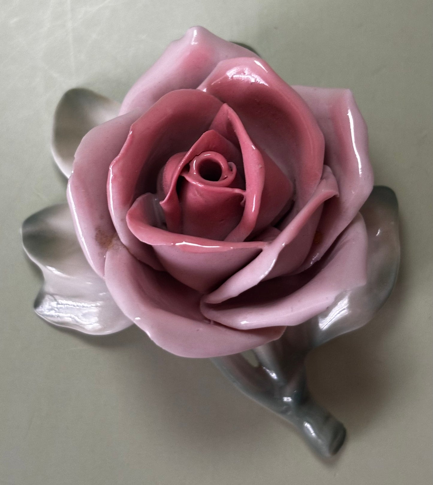 Rose en porcelaine