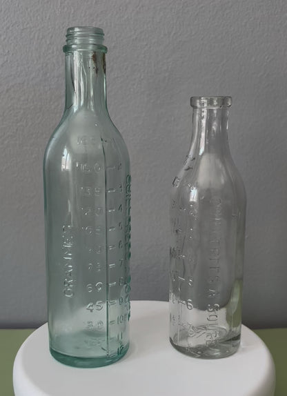 Lot de 2 flacons à médicament