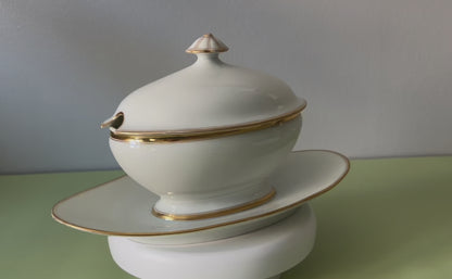 Saucière en porcelaine