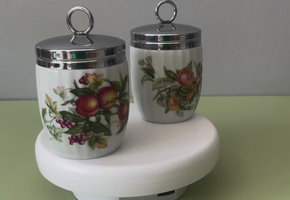 Lot de 2 cuiseurs à oeufs