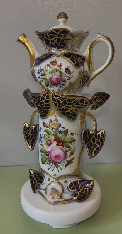 Tisanière / Théière en Porcelaine de Valentine